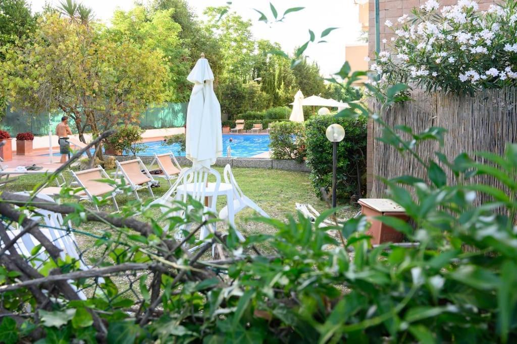 Laura Sweet Home Con Piscina روما المظهر الخارجي الصورة